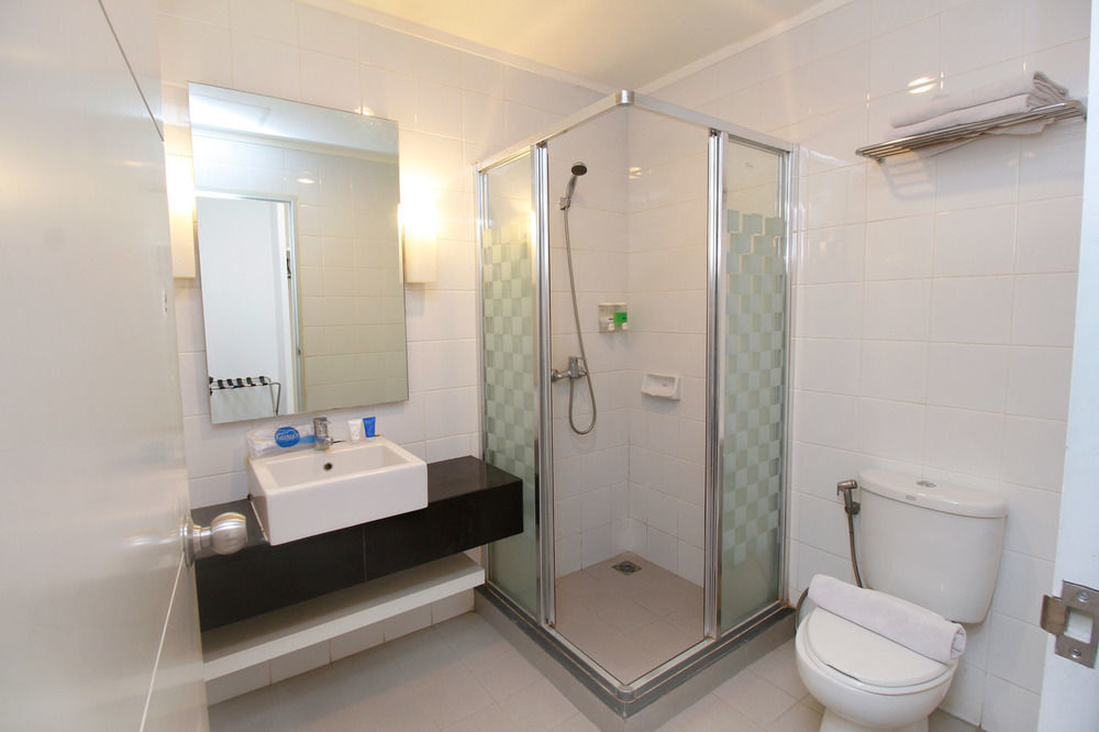 Airy Glodok Pinangsia Raya Jakarta Hotell Eksteriør bilde