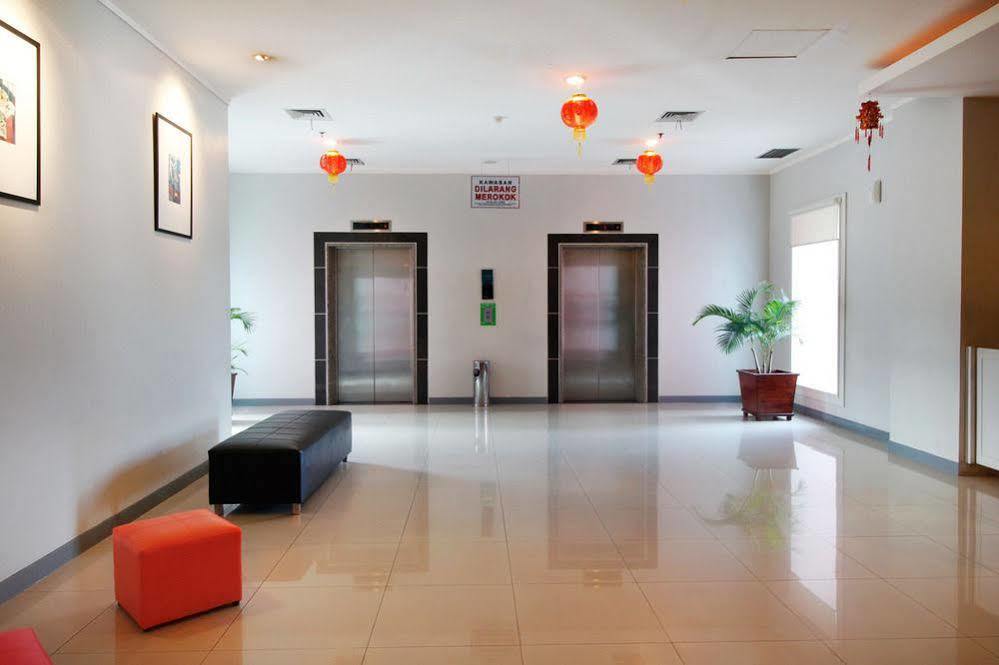 Airy Glodok Pinangsia Raya Jakarta Hotell Eksteriør bilde