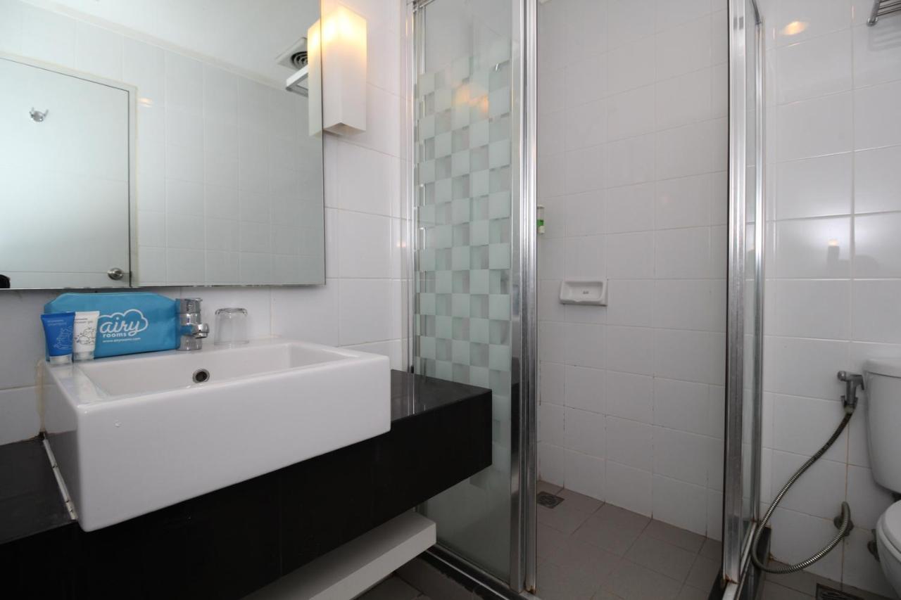 Airy Glodok Pinangsia Raya Jakarta Hotell Eksteriør bilde